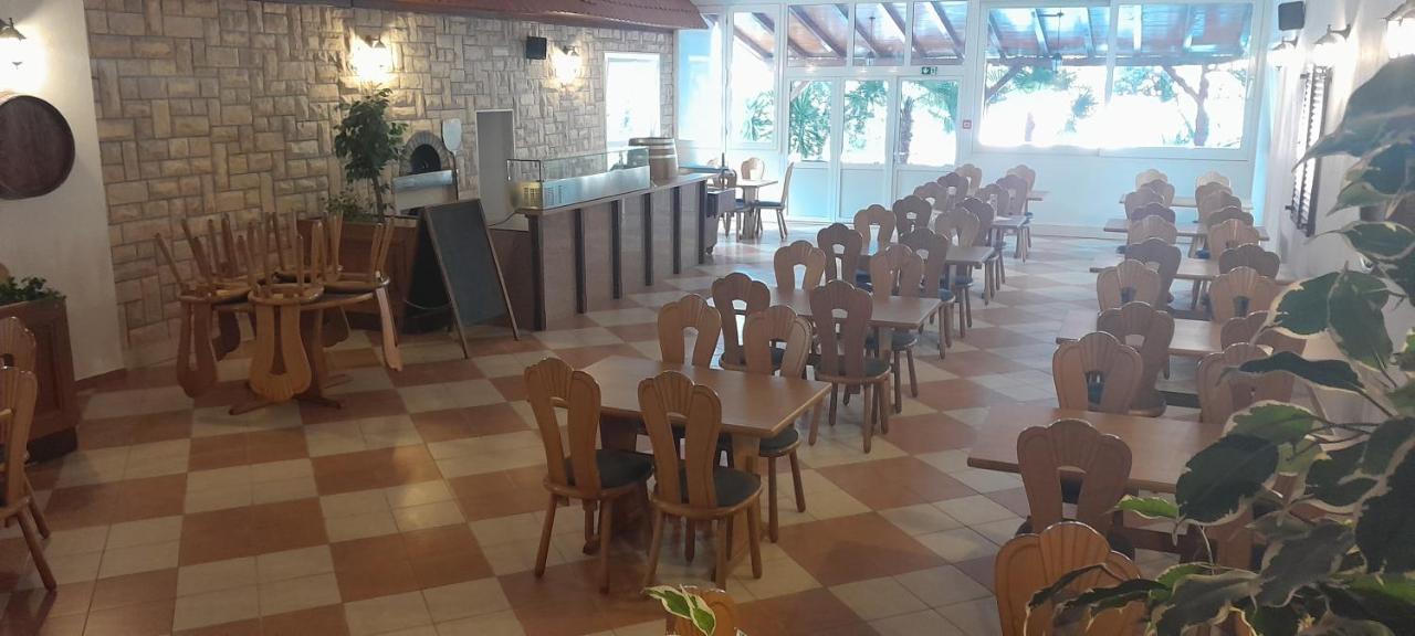 Dalmacija *